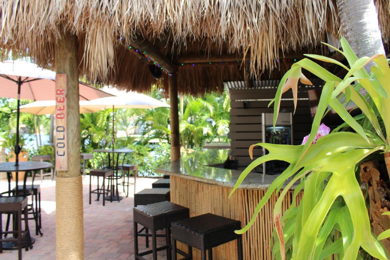 The Cabanas Guesthouse & Spa - Gay Resort Catering To Gay Men Oakland Park Exterior foto